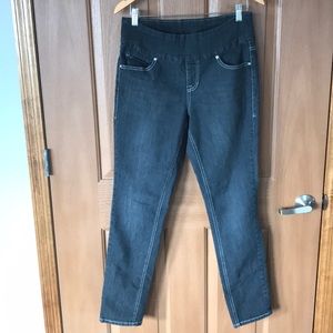 Jag Jeans High Rise Skinny in size 10